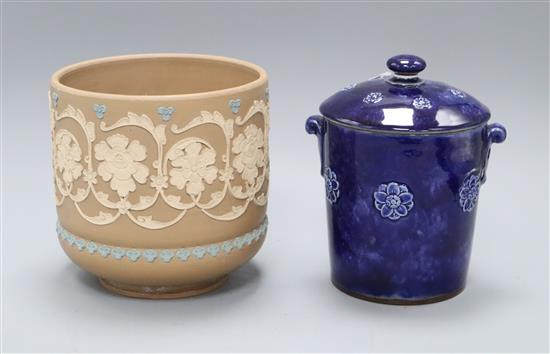 A Doulton silicon ware jardiniere and a blue glazed biscuit barrel and cover, shape 8510, jardiniere h. 16.5cm (2)